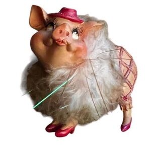 Sassy Pigs‎ Miniature Collectible Pig